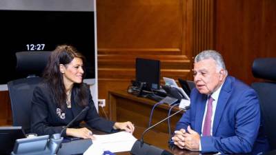  المشاط تلتقي رئيس مجلس إدارة شركة أيادي للاستثمار والتنمية التابعة لبنك الاستثمار القومي