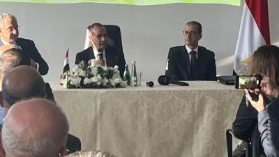 وزير الخارجية والهجرة وشئون المصريين بالخارج يعقد لقاءاً مع رموز الجالية المصرية في الإمارات