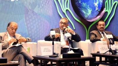 رئيس هيئة الاستثمار يستعرض جهود تحفيز الاستثمار في الاقتصاد الأخضر 