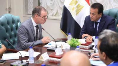 نائب رئيس مجلس الوزراء وزير الصحة يستقبل الممثل المقيم ومدير مكتب برنامج الأغذية العالمي