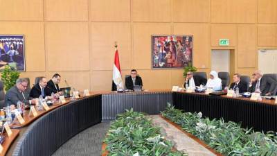 الشربيني: حريصون على استمرار نجاح شركة "المقاولون العرب" فهى أحد أعمدة قطاع المقاولات المصرى