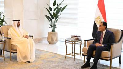 رئيس الوزراء يستقبل وزير الخارجية الكويتي والوفد المرافق له