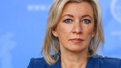 زاخاروفا تدعو إلى استئناف التعاون مع أرمينيا وأذربيجان في مجموعة العمل الثلاثية