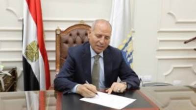 محافظ القاهرة يخفض تنسيق القبول ببعض مدارس التعليم الفنى