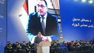 مدبولي للخريجين: أنتم مُستقبل مصر وسيكون مستقبل مصر مُشرقا وجميلا بكم