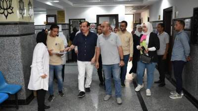 عمرو قنديل يجري جولة تفقدية مُوسعة في محافظة دمياط ويوصي بتوفير الكواشف