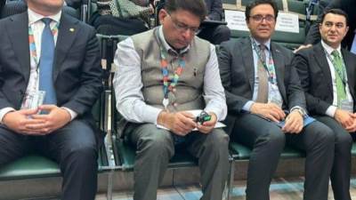 وزير الثقافة يشهد افتتاح "منتدى سانت بطرسبرج للثقافات المتحدة"