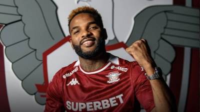 رابيد بوخاريست يعلن عن ضم بوبيندزا رسميا