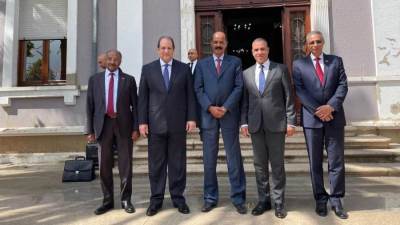 "رئيس المخابرات ووزير الخارجية يزوران أسمرة"