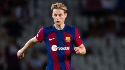 برشلونة يعلن تعافي دي يونج من الإصابة وعودته إلى التدريبات