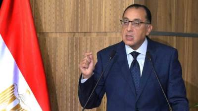 رئيس الوزراء يجيب عن أسئلة الصحفيين في المؤتمر الصحفي الأسبوعي