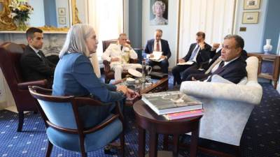 وزير الخارجية والهجرة يستهل زيارته لواشنطن بلقاءات مكثفة مع أعضاء الكونجرس