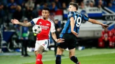 شوط أول سلبى لمباراة أتالانتا ضد أرسنال فى دورى أبطال أوروبا