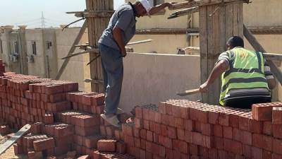 حملات مكبرة لإزالة مخالفات البناء والأنشطة المخالفة بمدن 6 أكتوبر والشيخ زايد والعبور