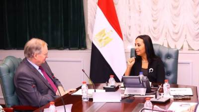 وزيرة التضامن تستقبل سفير الاتحاد الأوروبي لدى مصر لتعزيز سبل التعاون