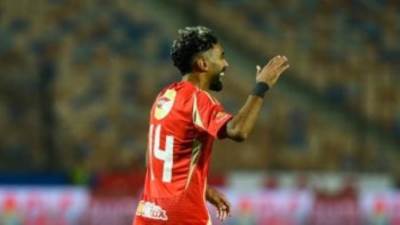 حسين الشحات: واجهنا صعوبات كثيرة الموسم الماضي.. وأتمنى الاحتفال يوم الجمعة