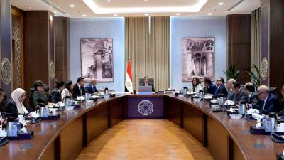 رئيس الوزراء يتابع مستجدات تنفيذ المرحلة الأولى من مشروع تنمية رأس الحكمة