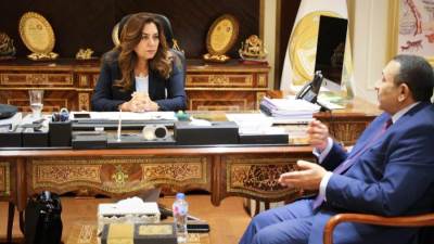 رئيس الوزراء يتابع مع وزير التربية والتعليم انتظام العام الدراسي الجديد 