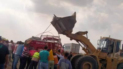 إصابة 14 من عمال اليومية في حادث انقلاب سيارة ربع نقل بالشرقية