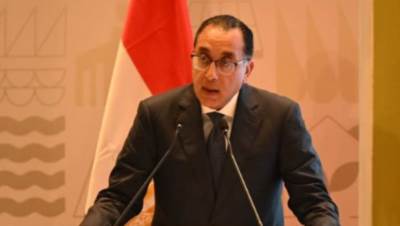 رئيس الوزراء يلتقى السفراء المنقولين لتولى البعثات المصرية بالخارج