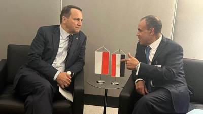 وزير الخارجية والهجرة يجتمع مع نظيره البولندي في نيويورك