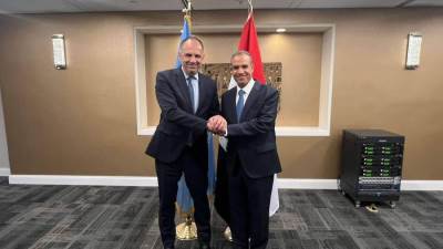 وزير الخارجية يلتقى مع وزير خارجية اليونان على هامش أعمال الدورة 79 للجمعية العامة للأمم المتحدة في نيويورك