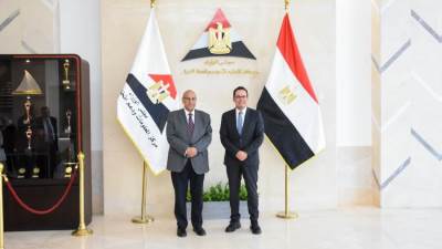 "معلومات الوزراء" يوقّع بروتوكول تعاون مع جامعة "النيل الأهلية" لتعزيز التعاون البحثى والأكاديمى