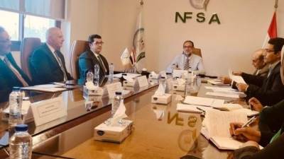 طارق الهوبي يلتقي برئيس غرفة المنشآت والمطاعم السياحية لبحث التعاون