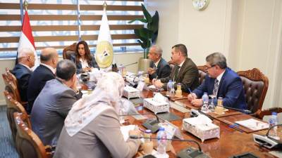 وزيرة التنمية المحلية تتابع الموقف التنفيذي لمنظومة التدريب وتطوير مركز التنمية المحلية للتدريب بسقارة 