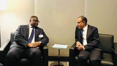 وزير الخارجية والهجرة وشئون المصريين بالخارج يلتقى مع وزير خارجية سيراليون