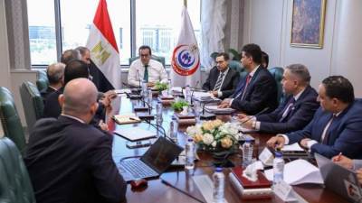 وزير الصحة يعقد اجتماعًا لمتابعة مستجدات العمل بمنظومة ميكنة المنشآت الطبية