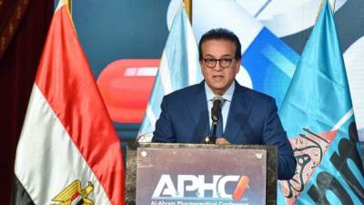 وزير الصحة: 300 مليار جنيه حجم سوق الدواء في مصر سنويًا