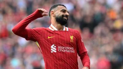أندية الدوري السعودي تلاحق محمد صلاح بعرض قياسي في يناير