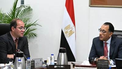 رئيس الوزراء يستعرض مع وزير المالية عددا من ملفات العمل