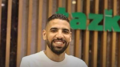 وصول مؤمن زكريا للنيابة لأخذ أقواله في واقعة "السحر المفبرك"