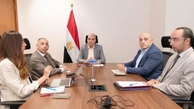 سويلم يتابع موقف الإعداد للحملة القومية للحفاظ على المياه