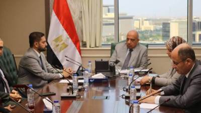 محمود عصمت:  ندعم توطين صناعة المهمات الكهربائية والتوسع فى صناعة الأبراج لمختلف الجهود