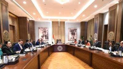 رئيس الوزراء يترأس اجتماع المجموعة الوزارية الاقتصادية