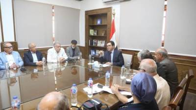 وزير الثقافة يلتقي أعضاء "نقابة الفنانين التشكيليين"ضمن اجتماعاته بأطياف العمل الثقافي 