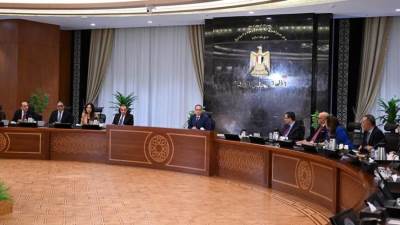 رئيس الوزراء : التحول من الدعم العيني إلى الدعم النقدي ملف تم توجيهه للحوار الوطني