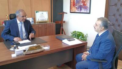 نائب وزير الإسكان يتابع موقف تقديم خدمات مياه الشرب والصرف الصحي بمحافظة دمياط