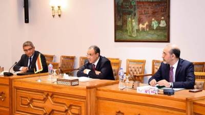 وزير الخارجية والهجرة يستقبل رئيس وزراء ولاية بافاريا الألمانية