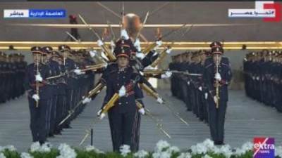 الرئيس السيسي يشهد عرض المهارات بالسلاح فى حفل تخرج الكليات العسكرية