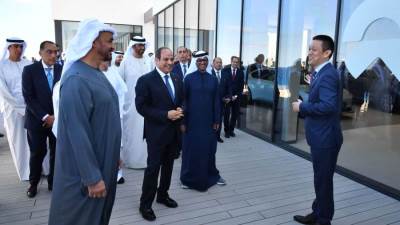 الرئيسان السيسى وبن زايد يستمعان لشرح مميزات "رأس الحكمة" والفرص الاقتصادية