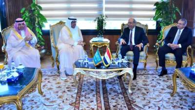 وزير الطيران المدني يلتقي وزير الدولة وعضو مجلس الوزراء السعودي لتعزيز سُبل العمل المشترك 