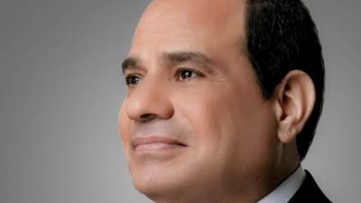 الرئيس السيسي يضع أكاليل الزهور على قبر الجندي المجهول والزعيمين أنور السادات وجمال عبد الناصر