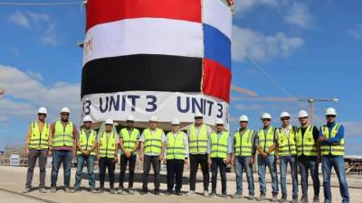 الوكيل يعلن نجاح تركيب مصيدة قلب المفاعل للوحدة النووية الثالثة بمحطة الضبعة النووية في ذكرى النصر