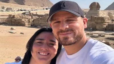 نجمة التنس التونسية أنس جابر تزور أهرامات الجيزة