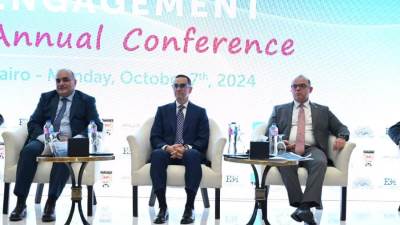 حسن الخطيب: الحكومة تسعى إلى جذب المزيد من الاستثمارات وتعزيز دور القطاع الخاص كمحرك رئيسي للنمو الاقتصادي