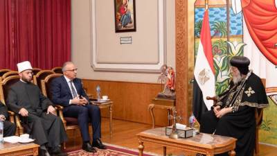 قداسة بابا الاسكندرية يستقبل وزير الموارد المائية والري و وزير الأوقاف